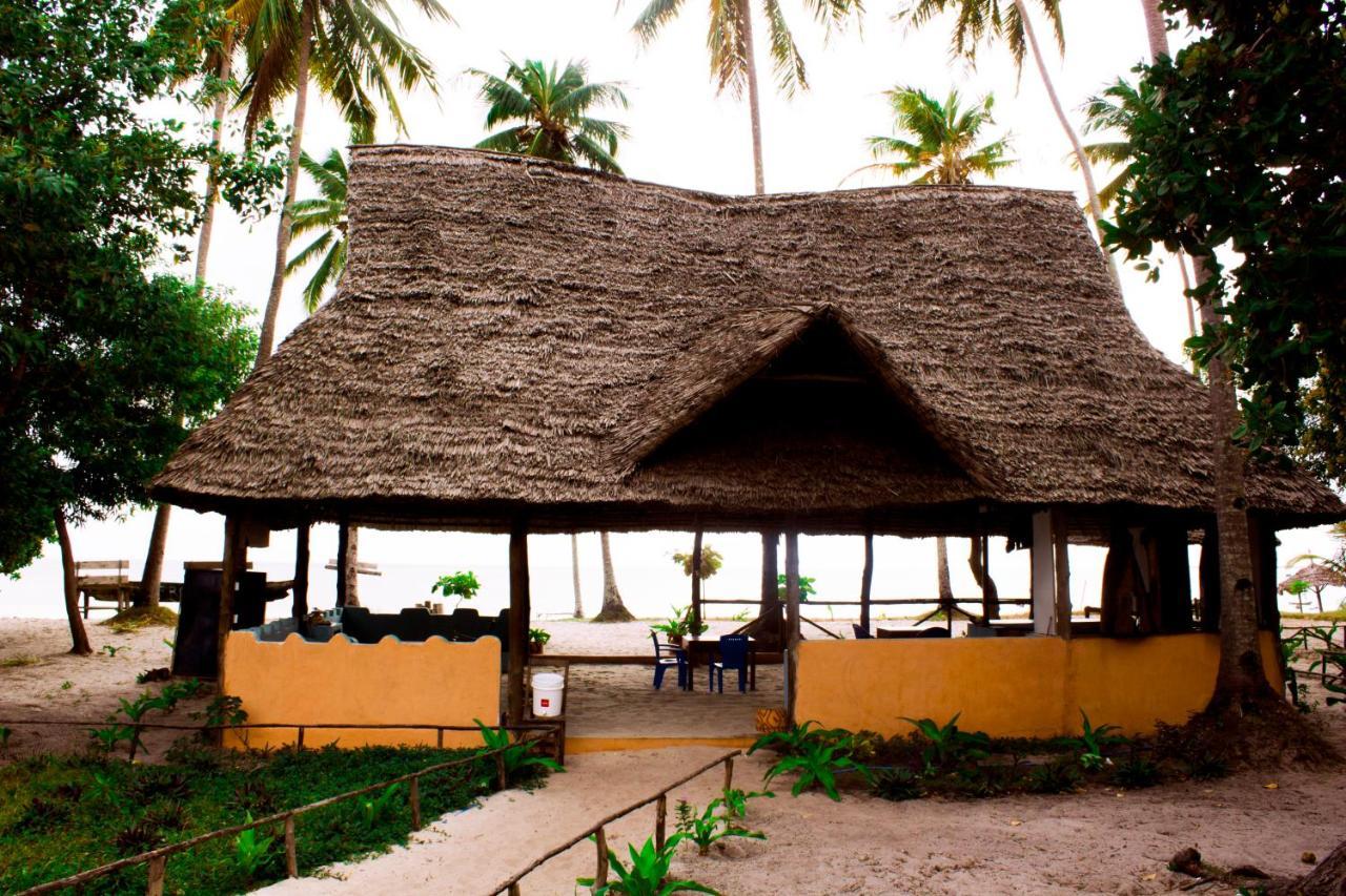 Bed and Breakfast Afro Whale Shark Safari à Kilindoni Extérieur photo